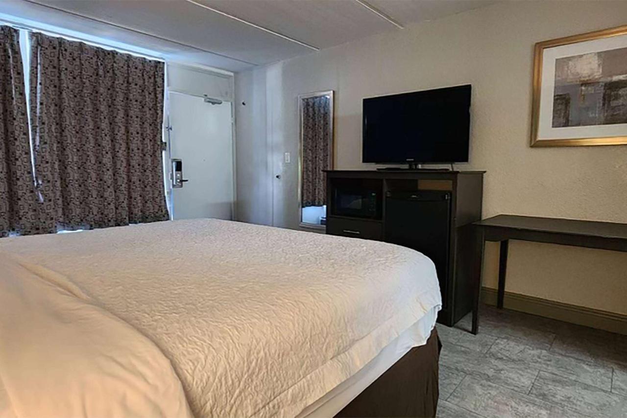 Travelodge By Wyndham Kingsland Ga Ngoại thất bức ảnh
